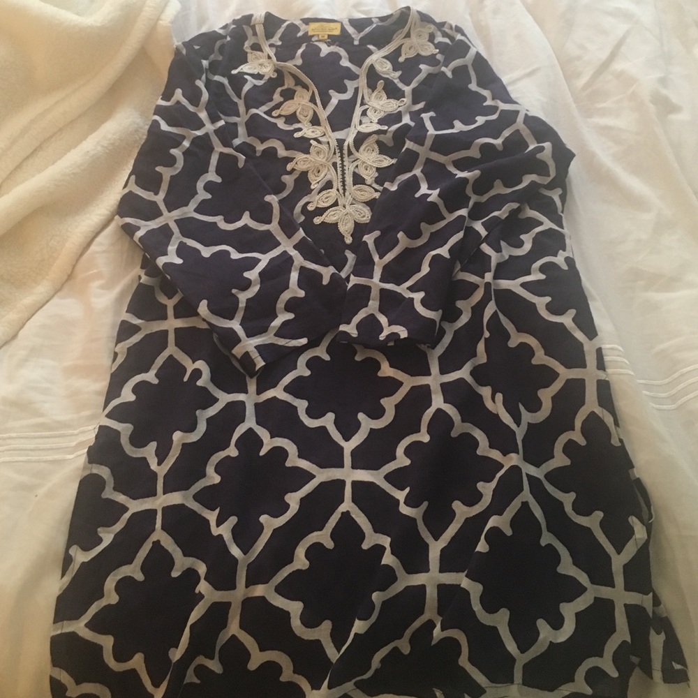 Roberta Roller Rabbit tunic - Picture 2 of 4